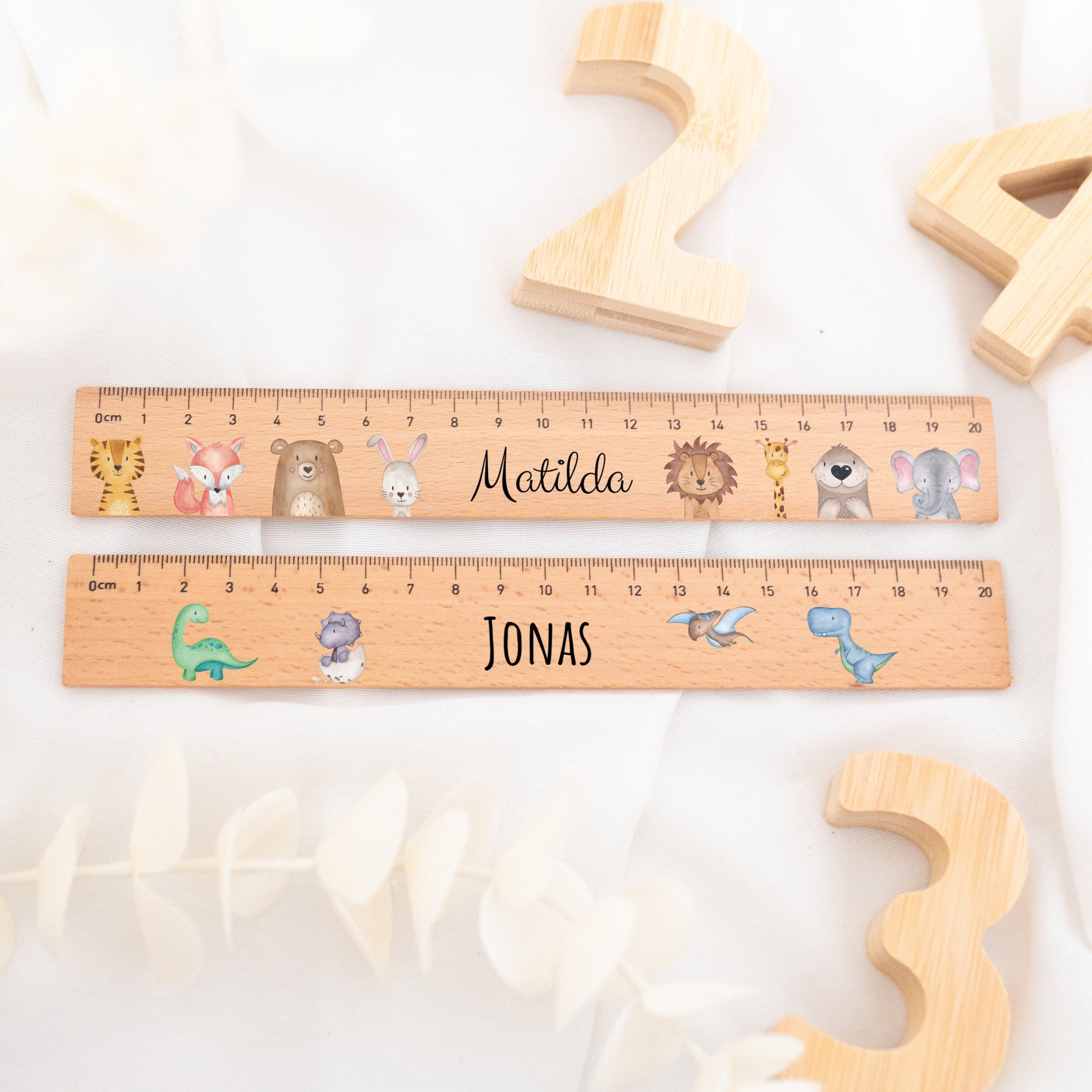 Lineal Holz 20 oder 30 cm personalisiert - Tiere oder Dinos Aquarell